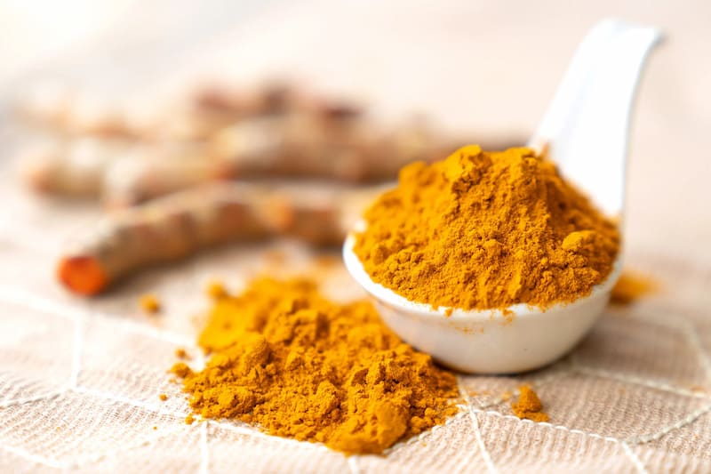تصویر 3 از پودر زردچوبه سی تاج مناسب طعم بخشی به انواع غذا